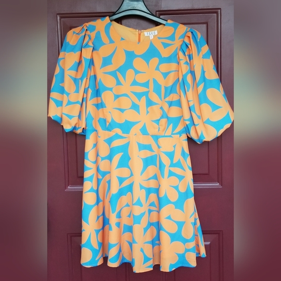 NWT BOUTIQUE FLORAL ORANGE BLUE PUFFER SLEEVE DRESS - Picture 4 of 8